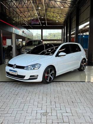 VOLKSWAGEN GOLF 1.4 TSI COMFORTLINE 16V GASOLINA 4P AUTOMÁTICO VOLKSWAGEN GOLF 1.4 TSI COMFORTLINE 16V GASOLINA 4P AUTOMÁTICO